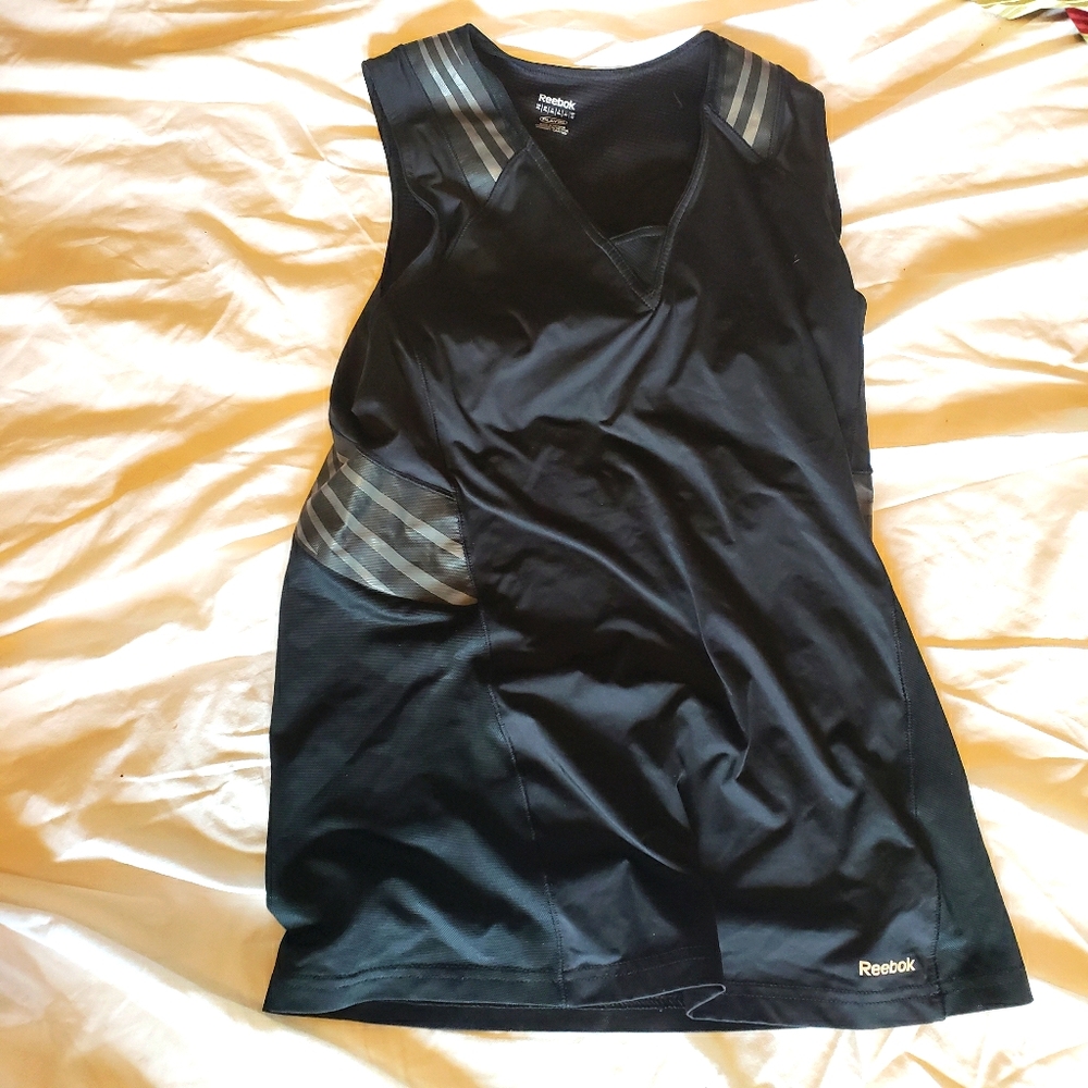 Women Reebok EasyTone Black Gym Running Sports Top
